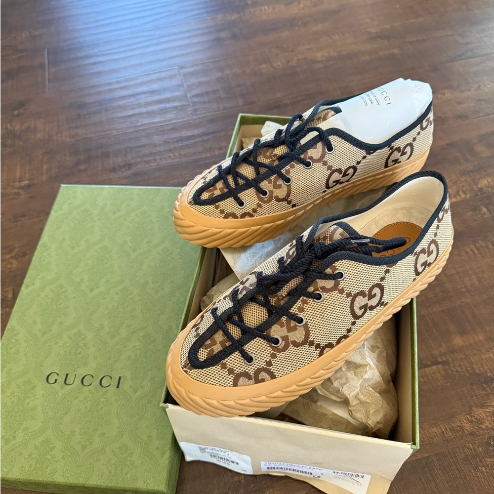 Gucci Men's Shoes - Ivory and Black